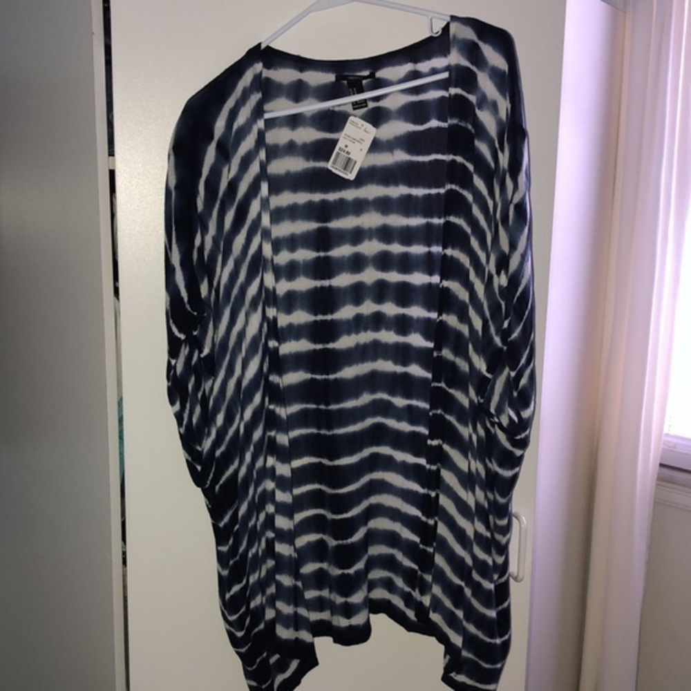 Forever 21 Twenty One‎ Medium Cardigan Top Navy Blue NWT Boho cover up